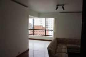 Apartamento com 3 Quartos para Alugar, 240 m² em Indianópolis - São Paulo