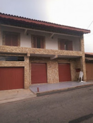 Casa com 2 Quartos à Venda, 340 m² em Vila Santa Terezinha - Várzea Paulista