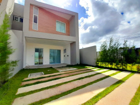 Casa de Condomínio com 3 Quartos à Venda, 96 m² em Urucunema - Eusébio