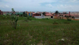 Terreno à Venda, 359 m² em Icaraí - Caucaia