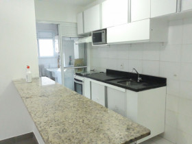 Apartamento com 3 Quartos para Alugar, 73 m² em Vila Andrade - São Paulo