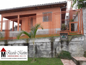 Casa com 3 Quartos à Venda,  em Operária Nova - Criciúma