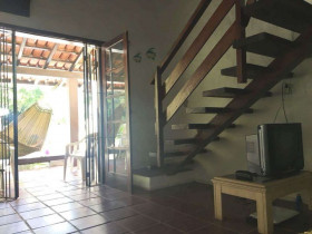 Casa com 1 Quarto à Venda, 74 m² em Loteamento Altamir Tibiriça Pimenta - Caraguatatuba