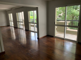 Apartamento com 4 Quartos à Venda, 222 m² em Vila Uberabinha - São Paulo