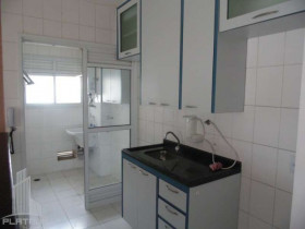 Apartamento com 3 Quartos para Alugar, 79 m² em Vila Dom Pedro I - São Paulo