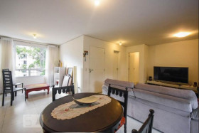 Apartamento com 3 Quartos para Alugar, 138 m² em Vila Andrade - São Paulo