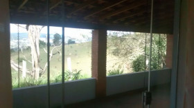 Chácara com 3 Quartos à Venda, 24.200 m² em Bairro Dos Pericos - Camanducaia