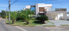 Casa de Condomínio com 4 Quartos à Venda, 402 m² em Jardim Itália - Cuiabá