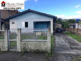Casa com 4 Quartos à Venda,  em Rio Fiorita - Siderópolis