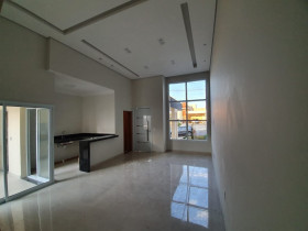 Casa de Condomínio com 3 Quartos à Venda, 140 m² em Jardim Bréscia - Indaiatuba