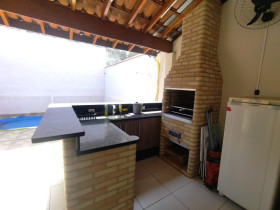 Casa com 2 Quartos à Venda, 106 m² em Pompéia - Piracicaba