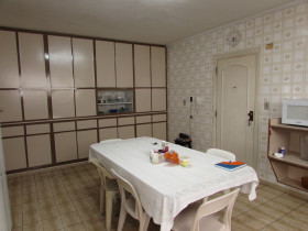Apartamento com 4 Quartos à Venda, 200 m² em Pompéia - Santos