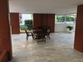 Apartamento com 2 Quartos à Venda, 75 m² em Candeal - Salvador