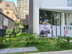 Loja à Venda ou Locação, 1.373 m² em Pinheiros - São Paulo