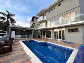 Casa de Condomínio com 4 Quartos à Venda, 428 m² em Alphaville - Santana de Parnaíba