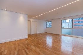 Apartamento com 2 Quartos à Venda, 97 m² em Jardim Paulista - São Paulo