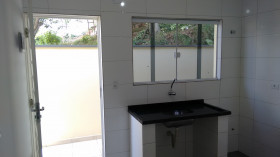 Casa com 1 Quarto para Alugar, 30 m² em Vila Mangalot - São Paulo