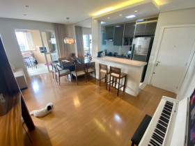 Apartamento com 2 Quartos à Venda, 82 m² em Santa Rosa - Londrina