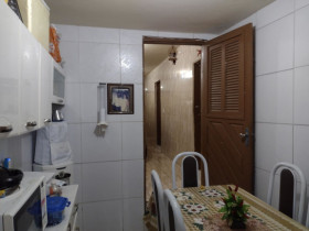 Casa com 3 Quartos à Venda, 90 m² em Quintas - Natal