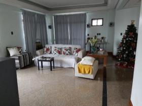 Apartamento com 3 Quartos à Venda, 272 m² em Umarizal - Belém