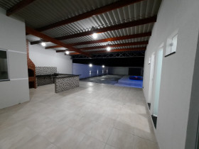 Chácara com 3 Quartos à Venda, 300 m² em Embauzinho  - Cachoeira Paulista