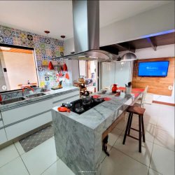 Casa de Condomínio com 4 Quartos à Venda, 200 m² em Itapuã - Salvador