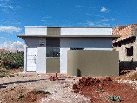 Casa com 2 Quartos à Venda, 55 m² em Loteamento Prefeito Dr. Lúcio Machado - Ituverava