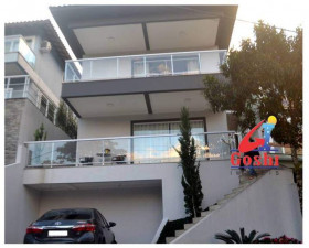 Casa com 3 Quartos à Venda, 250 m² em Varzea - Teresópolis