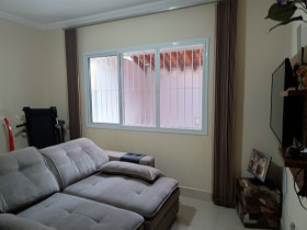 Casa com 3 Quartos à Venda,  em Cidade Santos Dumont - Jundiaí