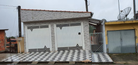Casa com 3 Quartos à Venda,  em Nova Era - Caieiras