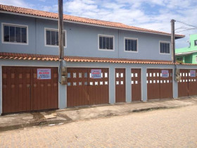 Casa com 2 Quartos para Alugar, 100 m² em Lagomar - Macaé