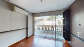 Apartamento com 4 Quartos à Venda, 130 m² em Jardim das Bandeiras - São Paulo