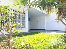Casa com 3 Quartos à Venda, 251 m² em Jardim das Bandeiras - São Paulo
