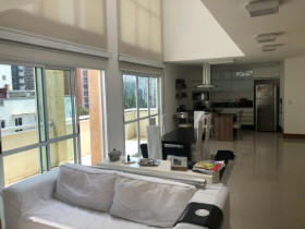 Apartamento com 2 Quartos à Venda,  em Vila Andrade - São Paulo