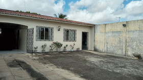 Casa com 4 Quartos à Venda, 200 m² em Cidade dos Funcionários - Fortaleza