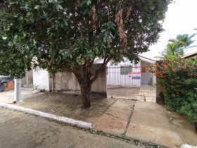 Casa com 2 Quartos à Venda, 40 m²em Conjunto Habitacional Lúcia Maggi - Rondonópolis