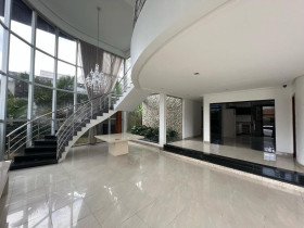 Casa de Condomínio com 4 Quartos à Venda, 600 m² em Parque Verde - Belém