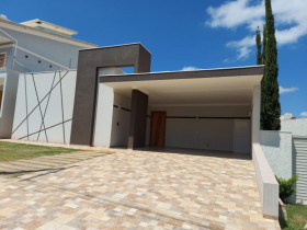 Casa com 3 Quartos à Venda, 209 m²em Residencial Thermas Park - Olímpia