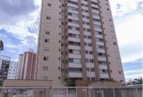 Apartamento com 3 Quartos à Venda,  em Jardim Ester Yolanda - São Paulo