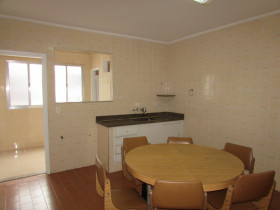 Apartamento com 2 Quartos à Venda, 100 m² em José Menino - Santos