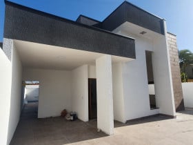 Casa com 3 Quartos à Venda, 138 m² em Grandesp - Itanhaém