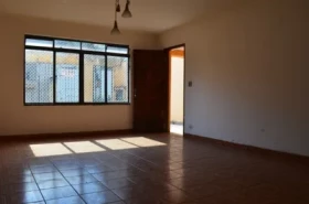 Casa com 3 Quartos à Venda, 250 m² em Vila Pereira Barreto - São Paulo