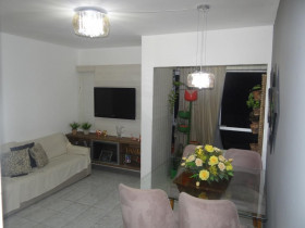 Apartamento com 3 Quartos à Venda, 70 m² em Cordeiro - Recife