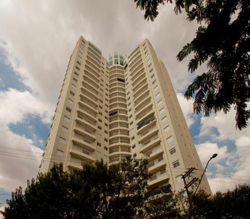 Imagem de fundo do condomínio Via Ibirapuera Home Stay Moema Condomínio - Clube - São Paulo - SP